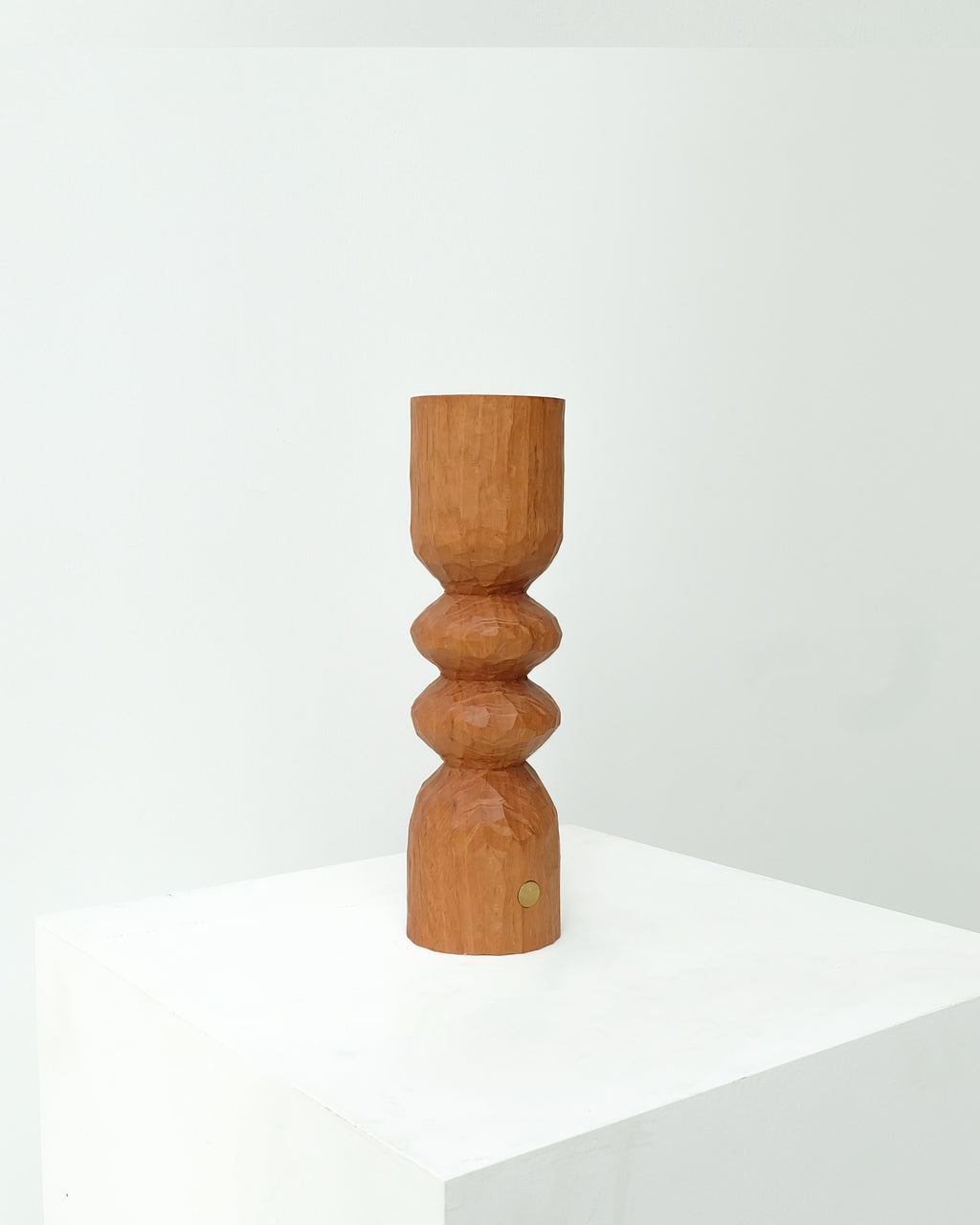 Bougeoir sculpté She Oak