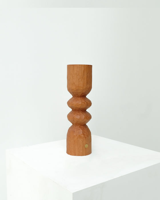 Bougeoir sculpté She Oak