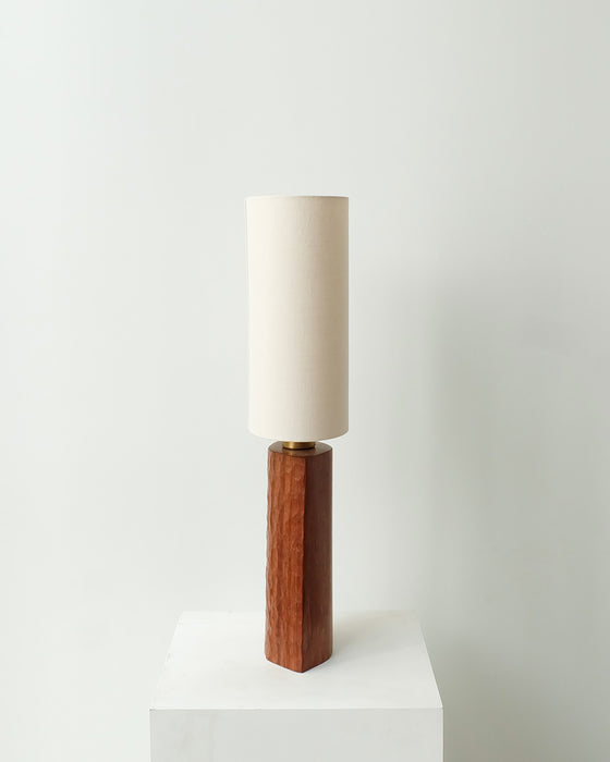 Lampe bubinga sculptée
