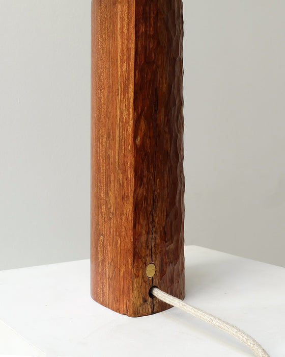 Lampe bubinga sculptée