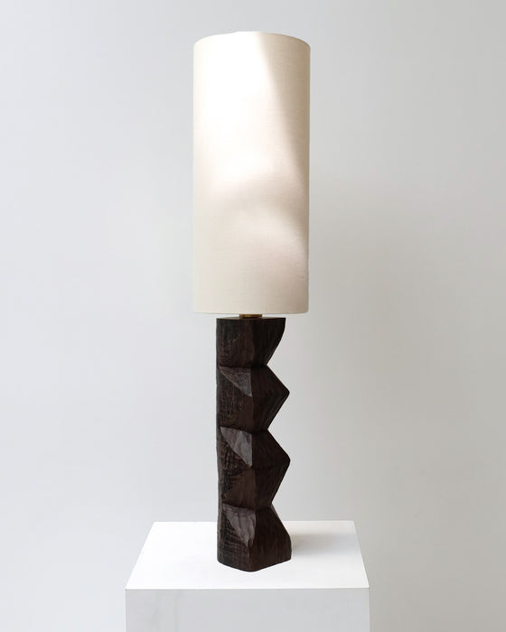 Lampe sculptée wengé