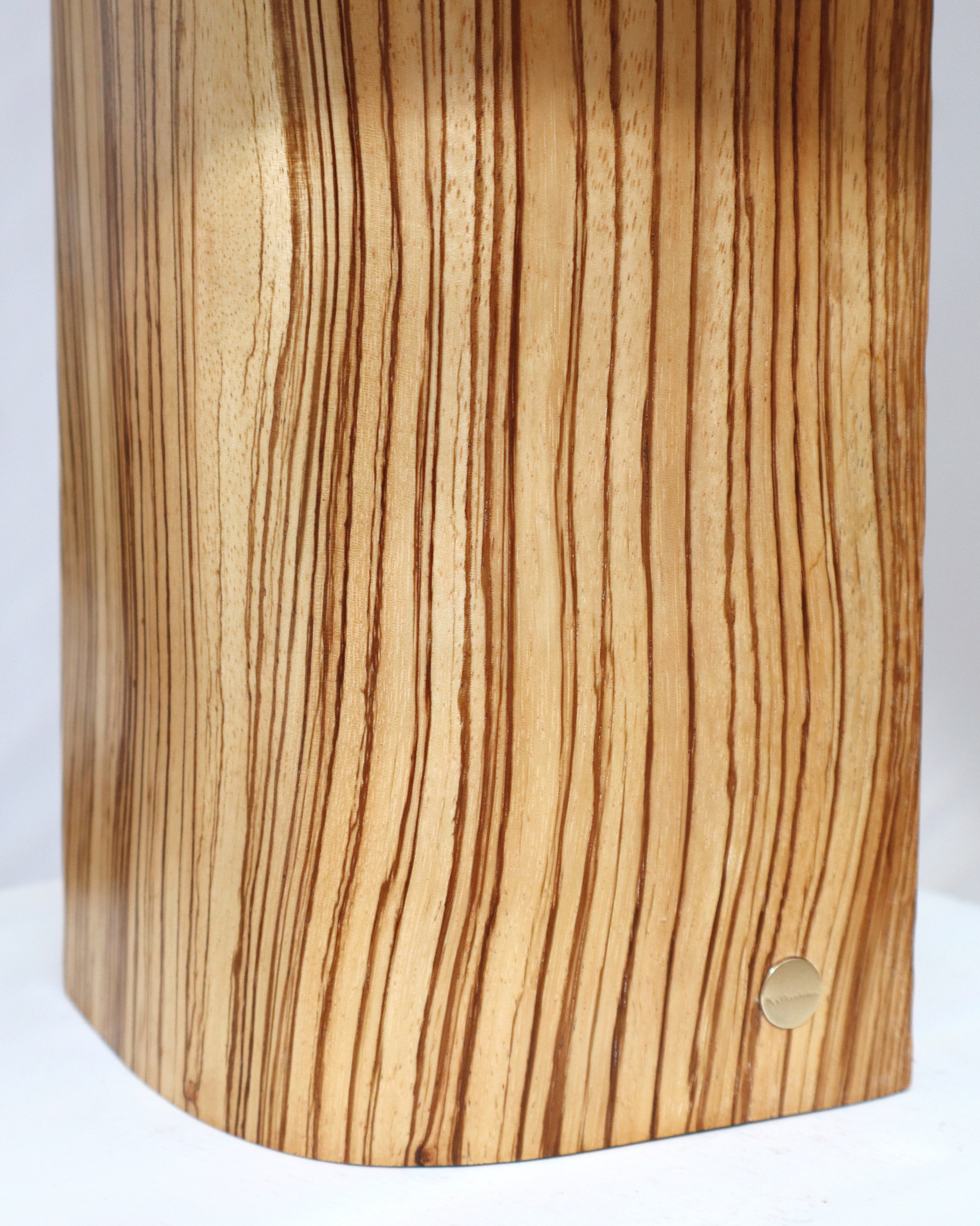 Lampe Trigone Zébrano