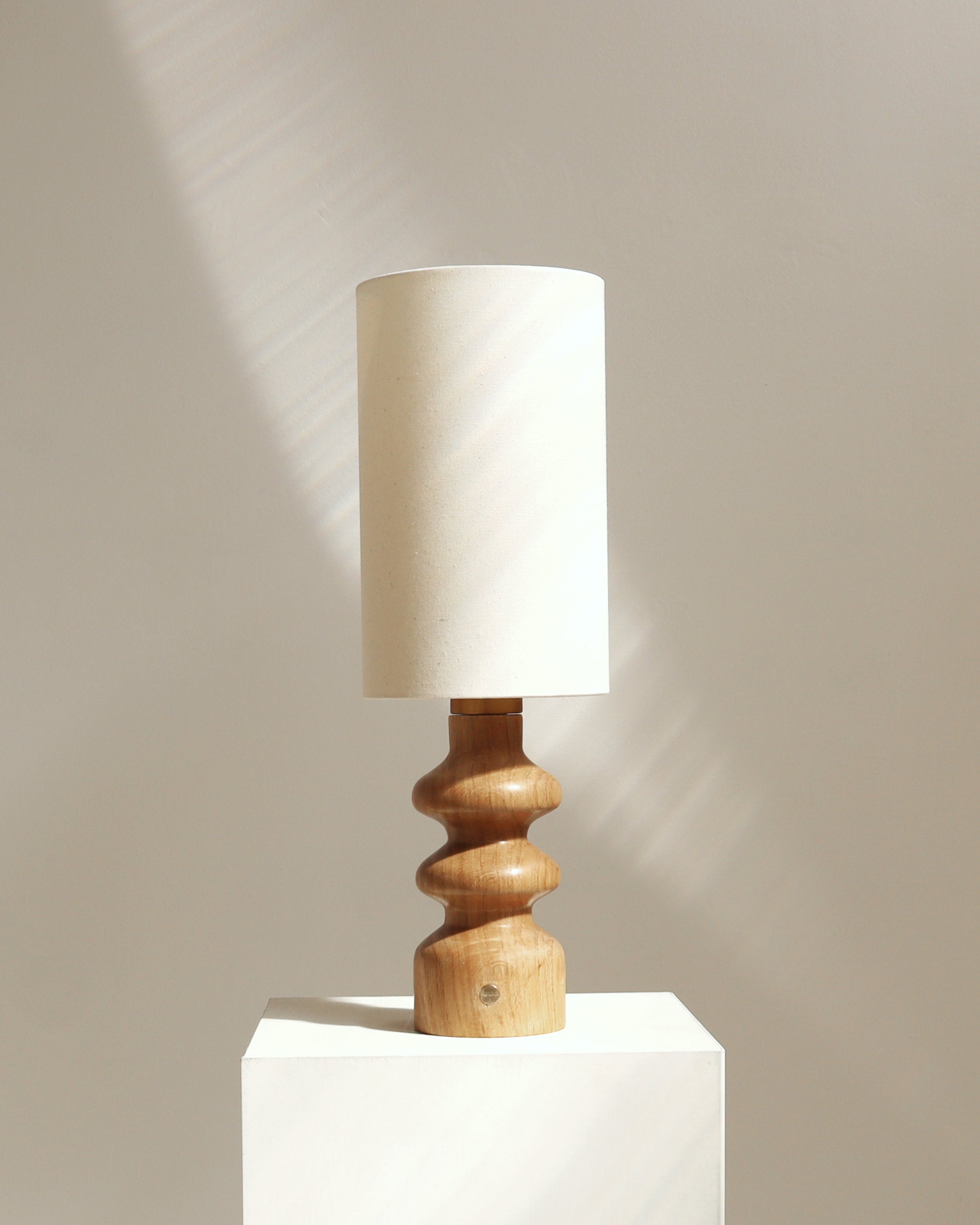 Lampe Alma Chène