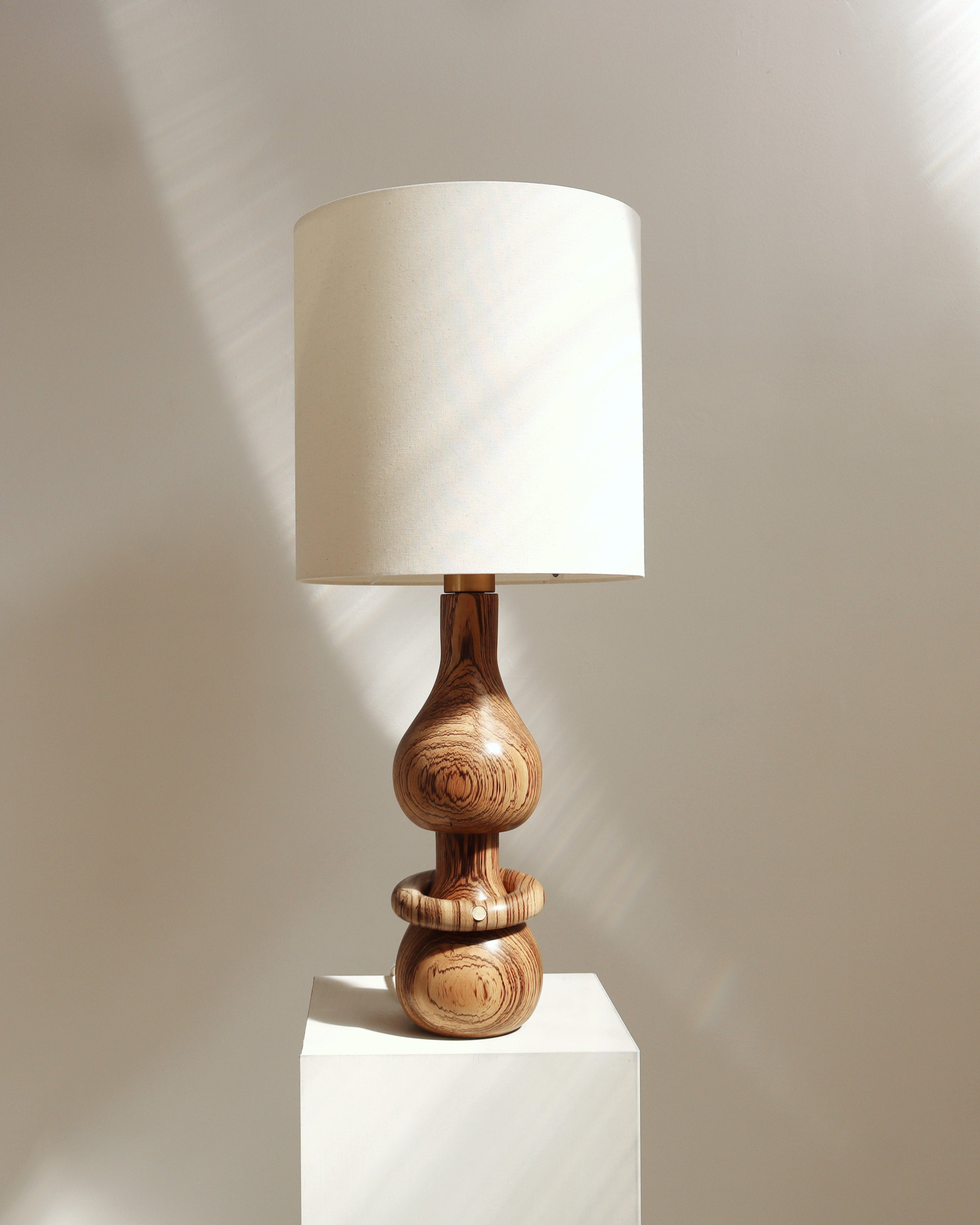 Lampe Marcia Zébrano